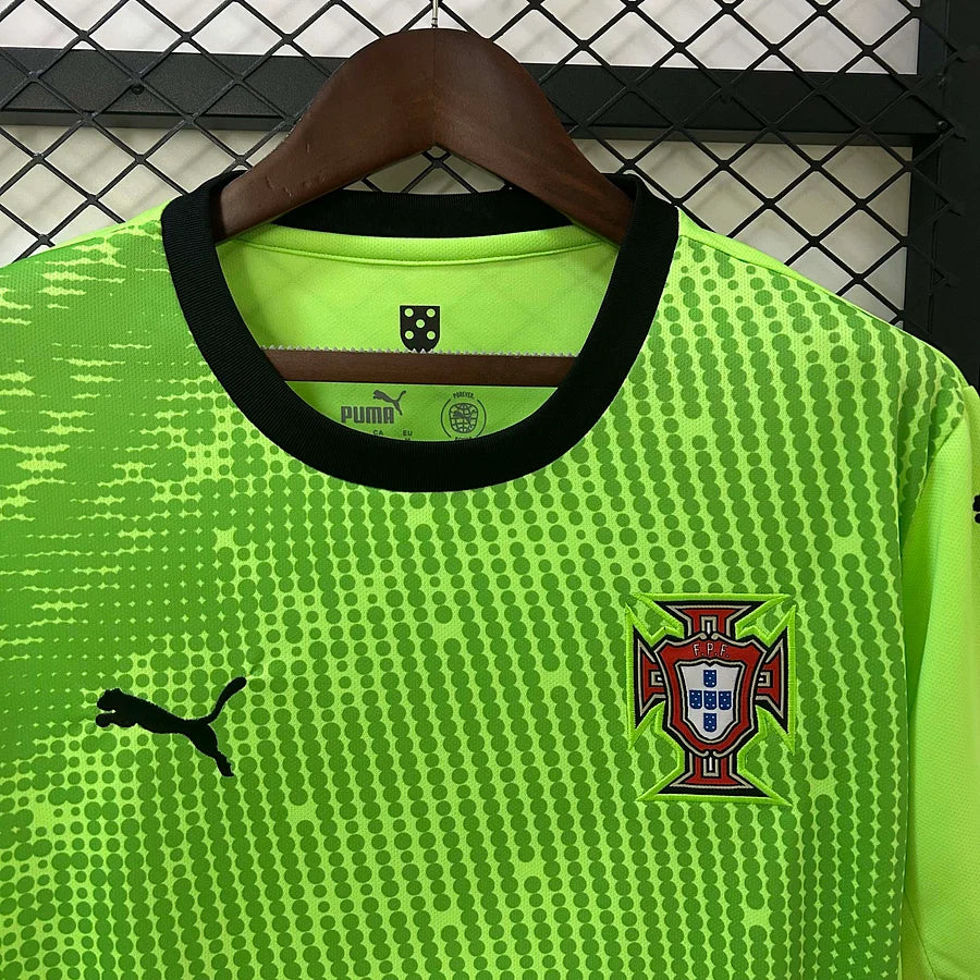 2025 Portugal Goalkeeper Green Football Jersey 1:1 Thai Quality